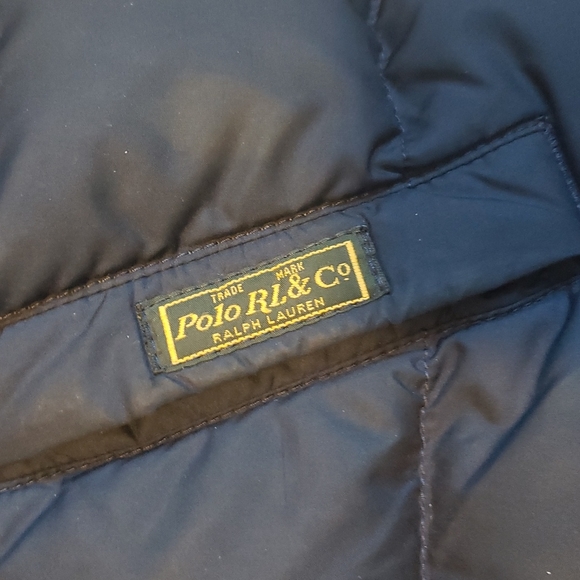 Polo Ralph Lauren water-repellent Down Vest. - Picture 5 of 11